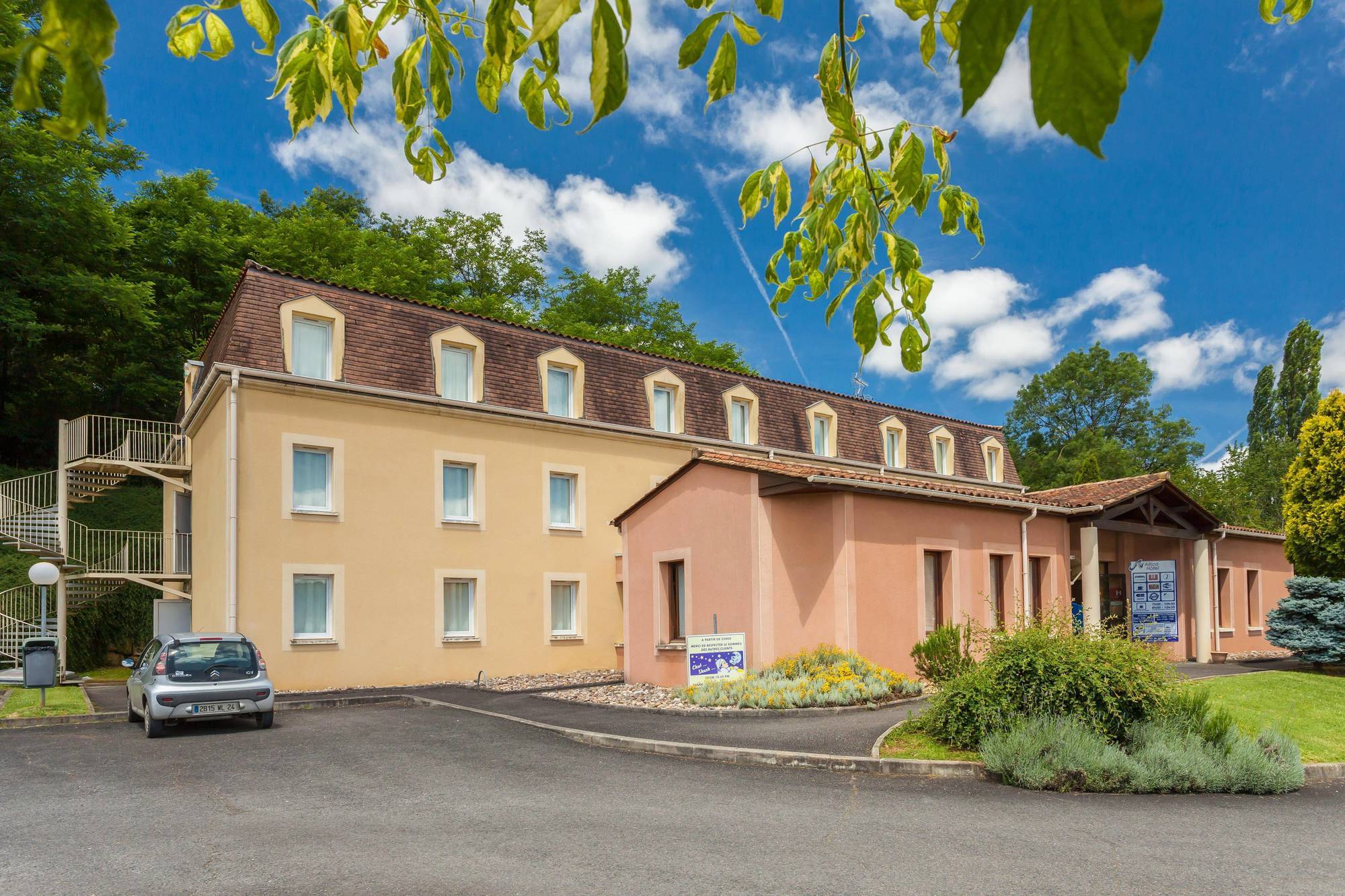 Sure Hotel By Best Western Sarlat-La-Caneda Εξωτερικό φωτογραφία
